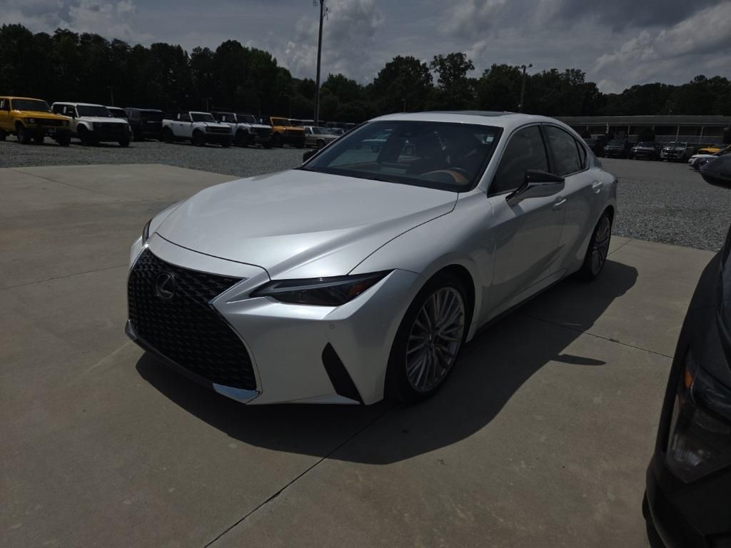 2024 Lexus IS 300