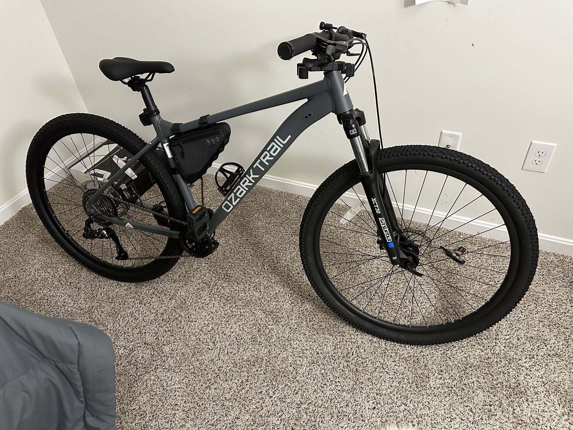 Ozark Trail Mountain Bike 