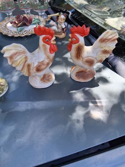 ROOSTERS PAIR