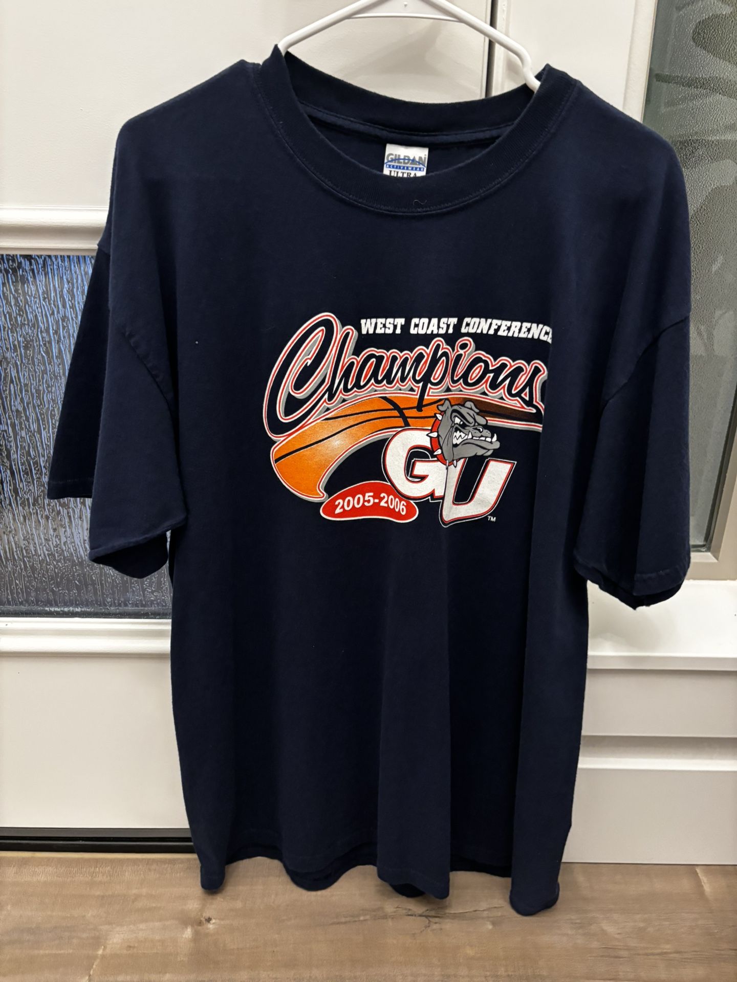 Gonzaga 05-06 Basketball Champions Navy T-shirt 