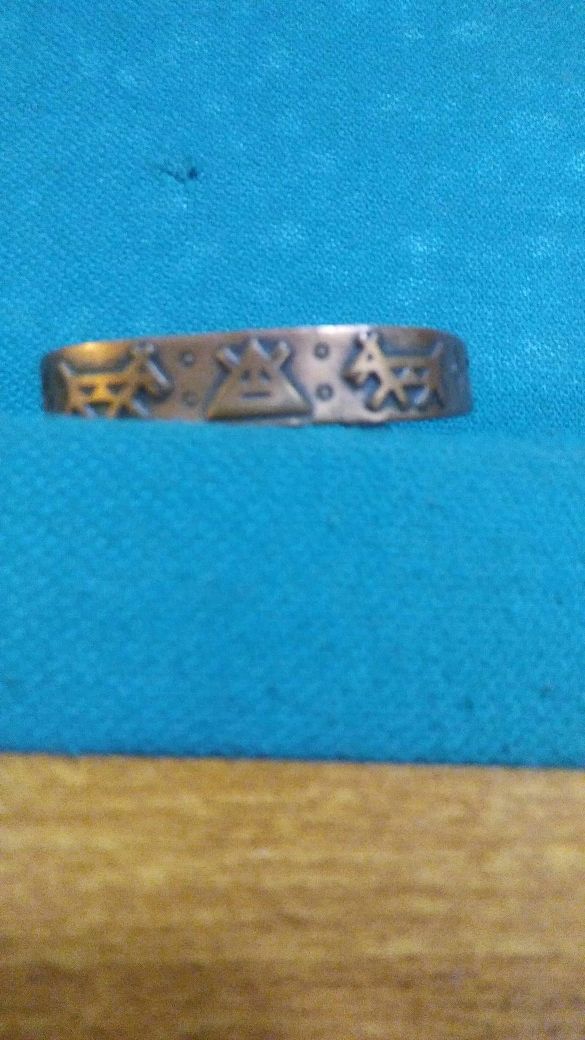 Small Native vintage copper bracelet