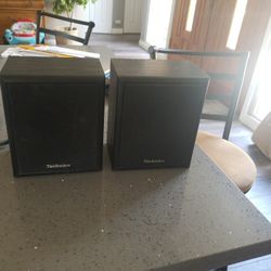 Technics Speakers