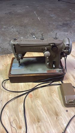 Antique singer sewing machine