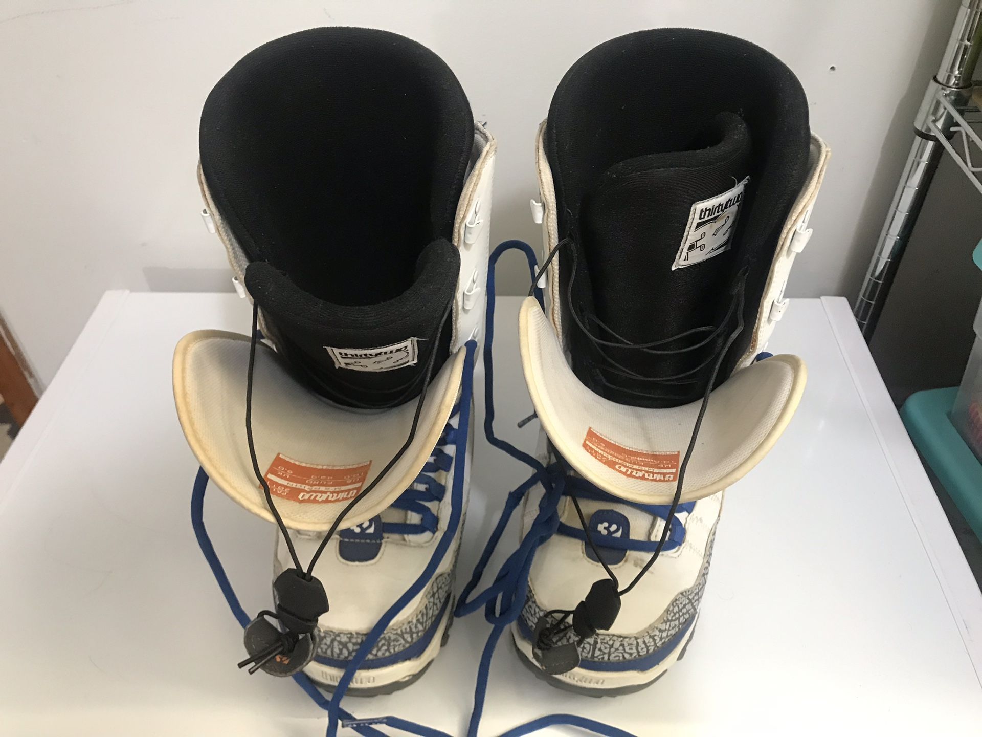 ThirtyTwo True Blue 3 Jordan Snowboard Boots Sz 10 Mens