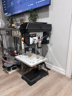 Benchtop drill press