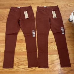 LEVIS Sculpt Shaping Legging I have 2 one size 27 and another in size 29.,, Mid Rinse , Whit Pokest,  With reinforcement in the part of the abdomen