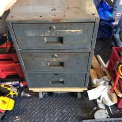 3 Drawer Tool Cabinet On Wheels