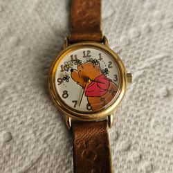 WINNIE THE POOH LADIES TIMEX WATCH, NEW BATTERY