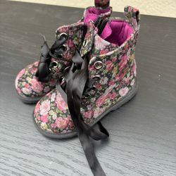 Girl Boots NEW