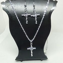 Cross Pendants On Silver 20" Chain W/Matching Earrings 