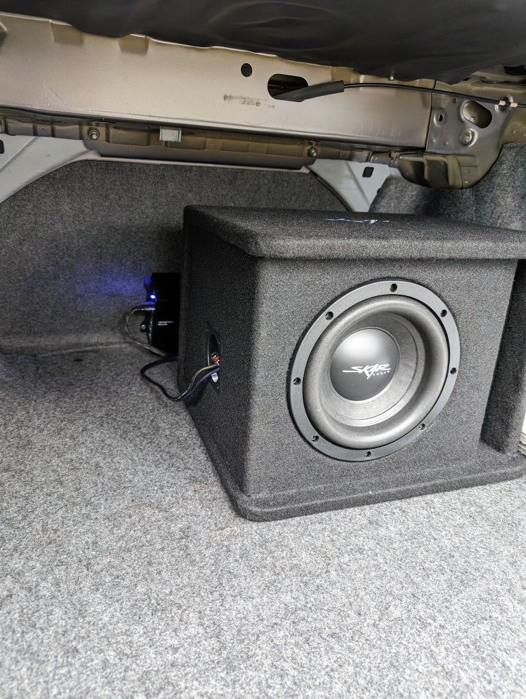 Skar 8" Subwoofer + Amp