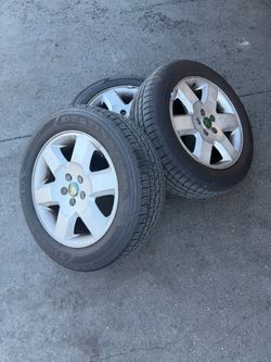 4 Land Rover Rims + Tires
