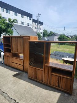 Free entertainment centers