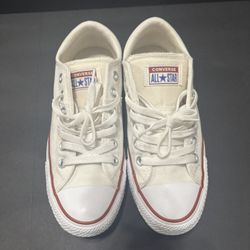 Converse Chuck Taylor’s, Woman’s Size 7.5. Gently Used