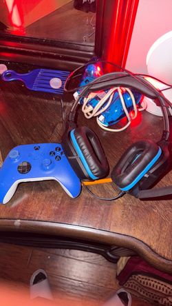 xbox controller and headset