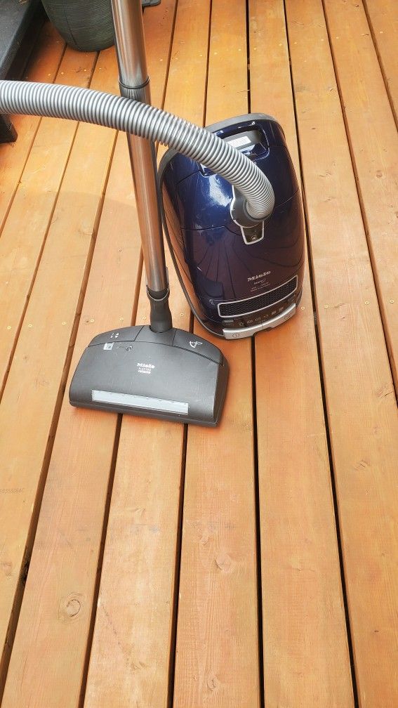 Miele Marin Vacuum Cleaner