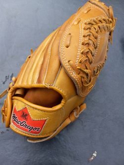 Rod Carew MVP McGregor Baseball Glove Vintage 