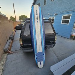 Wavestorm 8ft Foam surfboard, leash included, good condition