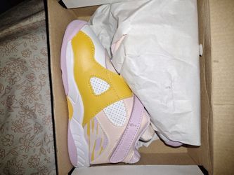 New Jordan Retro 8 Size 9c