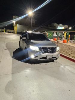 2016 Nissan Pathfinder