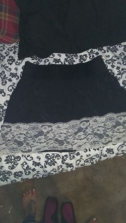 Teen skirt size small