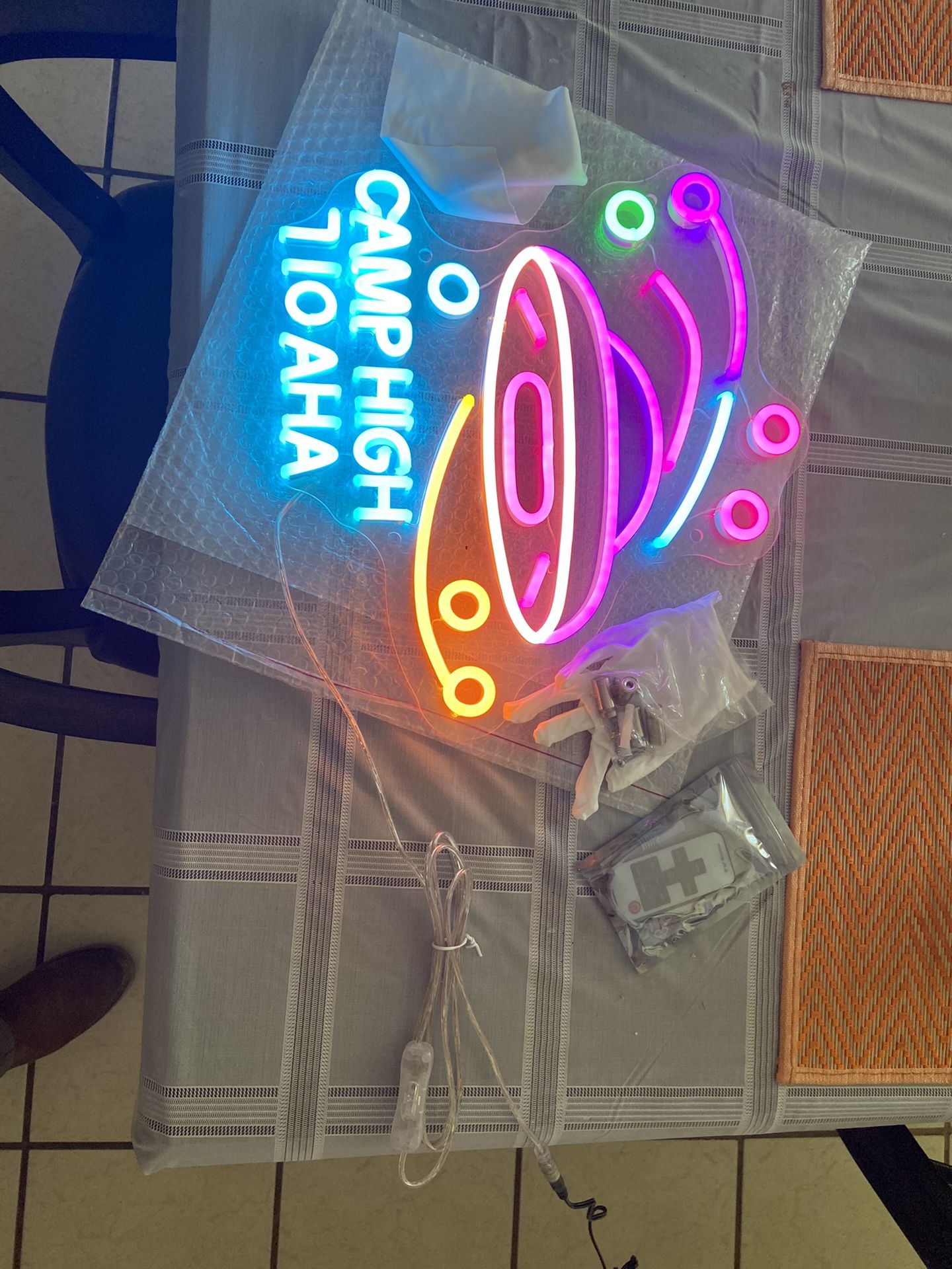 Camp high x 710 labs UFO Neon light