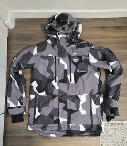 Montec Ski Jacket XL (New Condition)
