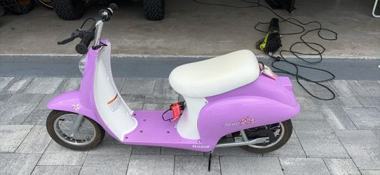 Razor electric mod scooter