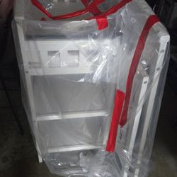 Crib And Changing Table 