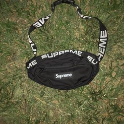 Supreme Waist Bag (SS18) Black