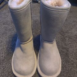 BearPaw Suede Boots