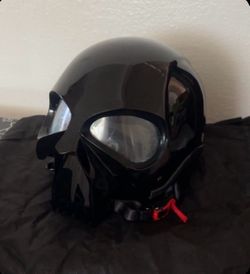 Stryker Darth Knight Motorcycle Helmet - Size L - Glossy Black - DOT Approved -  New