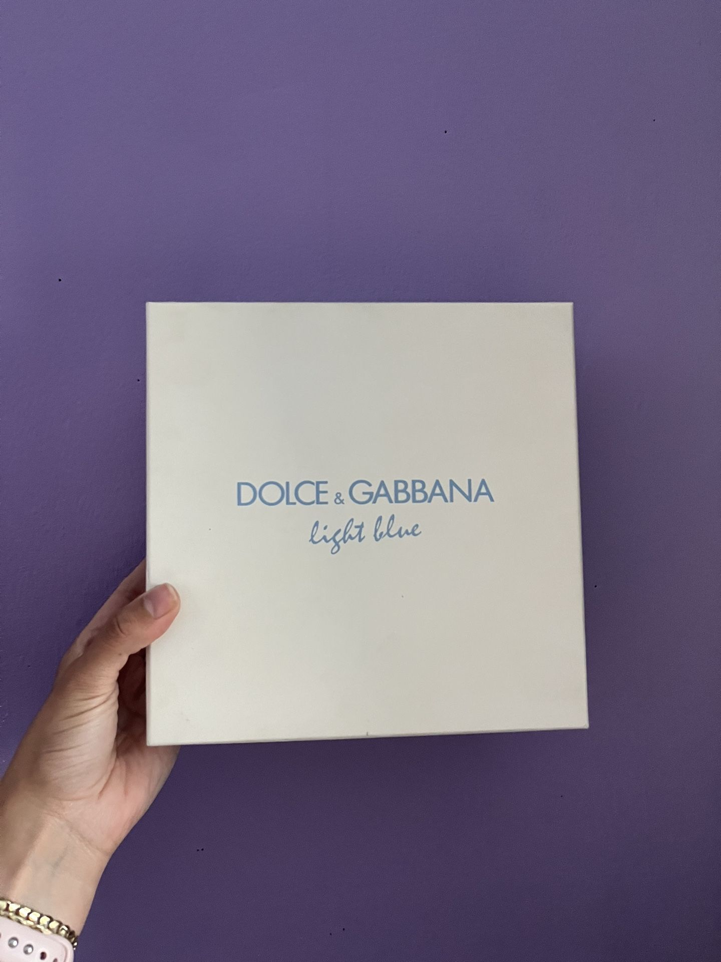 Dolce & Gabbana Light Blue Perfume Box