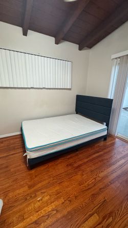 Full size bed with mattress