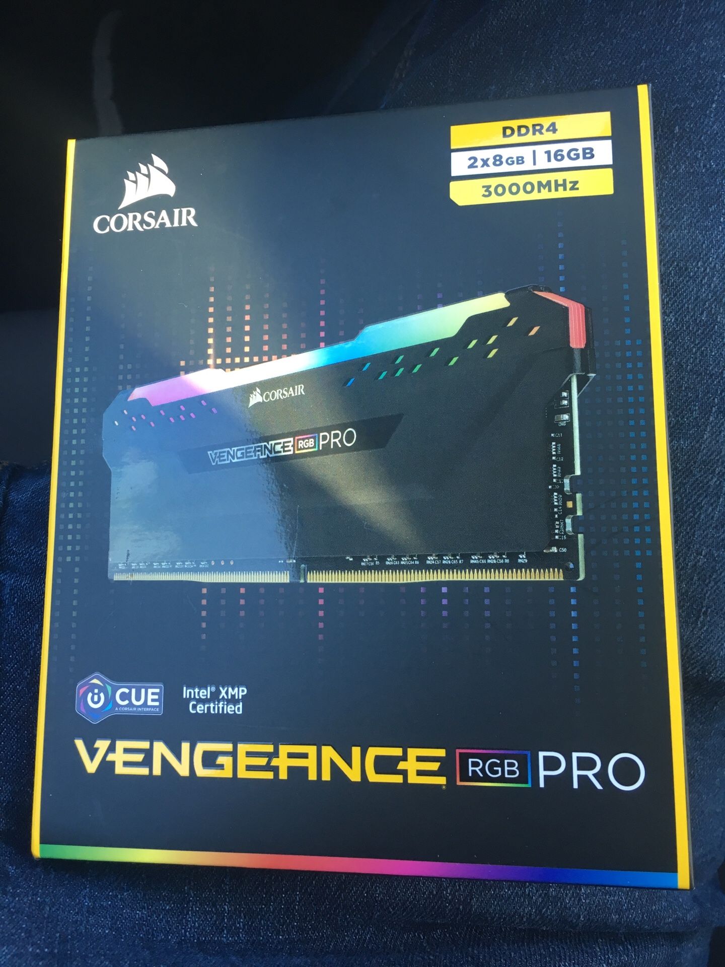 16GB (8GBx2) CORSAIR VENGEANCE RGB PRO RAM