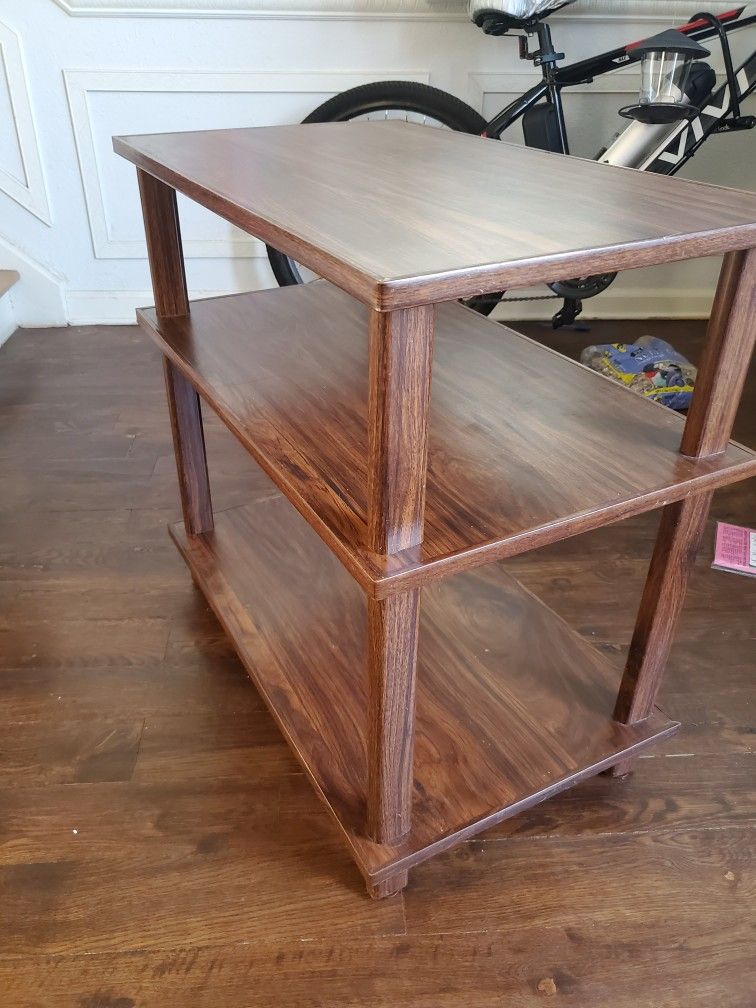 Small Table (FREE)