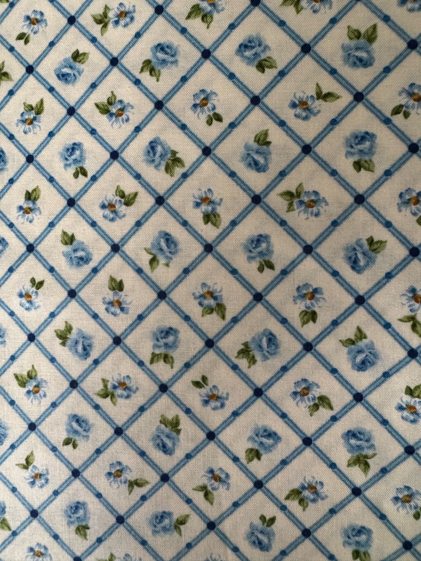 Soft beautiful 💯 cotton fabric