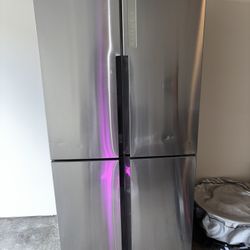 Haier Refrigerator/freezer 16.4 Cubic Feet