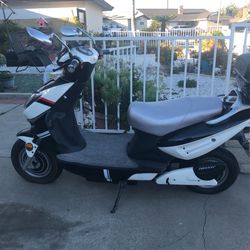 Imoto3imoto2Scoters 1,500 0bo 8 New Battery Power Electric Bike