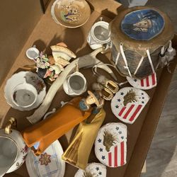 Free Knick Knack Items And Old Broken Vintage Disney Toy Typewriter