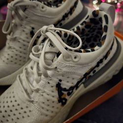 Women's Nike (Lepoard/cheetah)