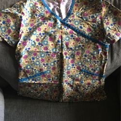 Scrub Top Floral
