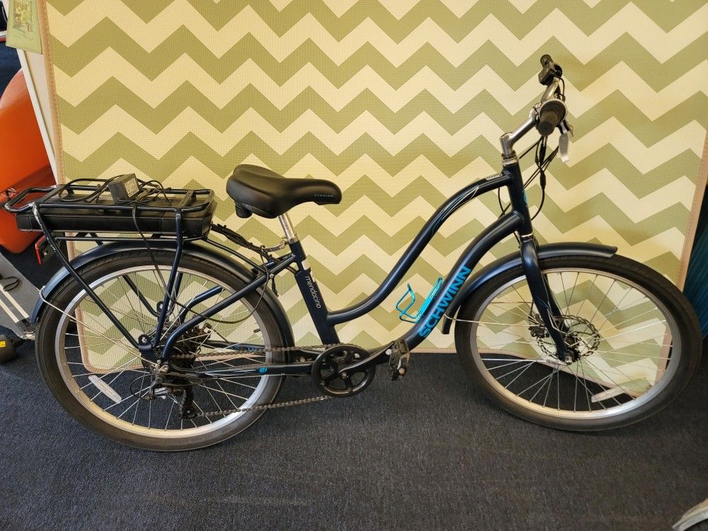 Schwinn Mendocino Electric Bike
