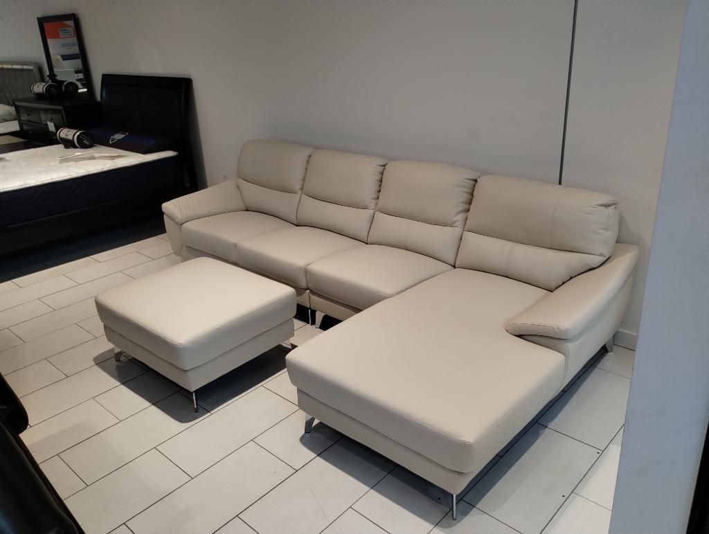 St Tropez Sectional And Ottoman Set Only $899! 