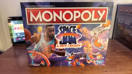 New Space jam monopoly bored game