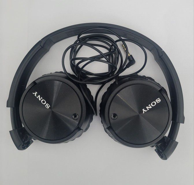 Sony Noise Canceling Wired Headphones 