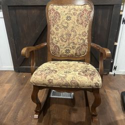 Rocking Chair 