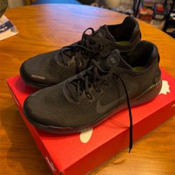 Men’s Nike Size 13 Running Shoes