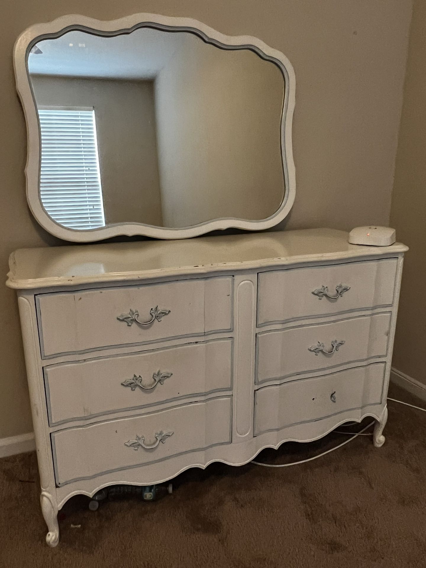 Dresser
