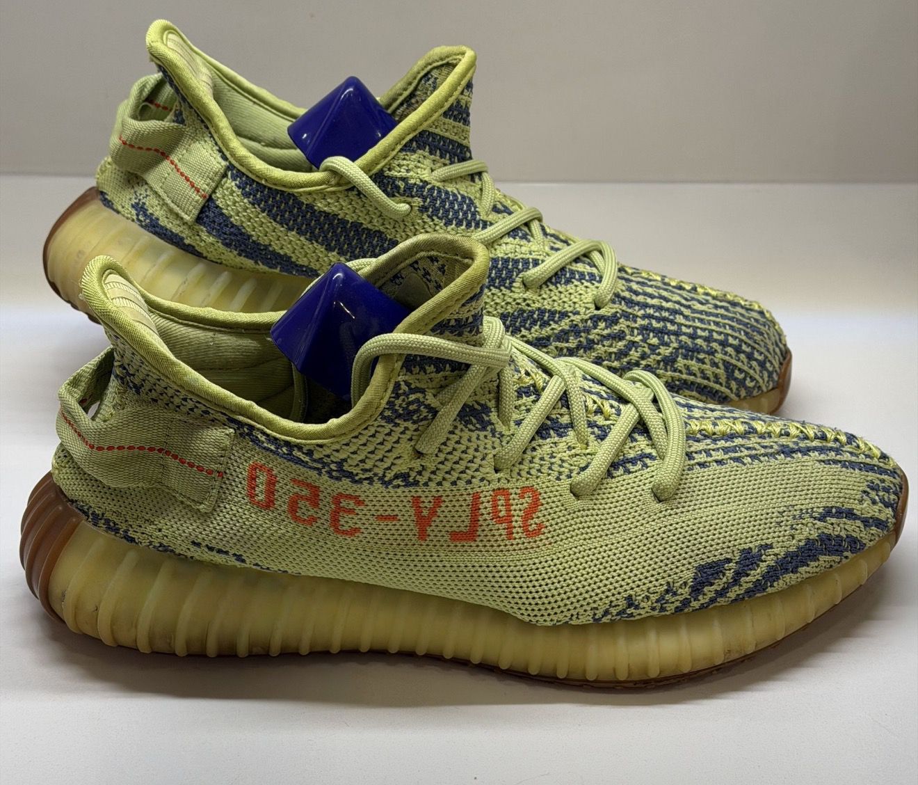 Adidas Yeezy Boost 350 V2 size 7.5